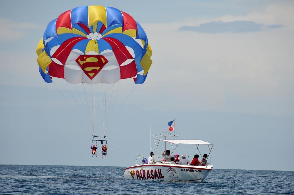Subiza Beach Resort Olongapo Eksteriør billede