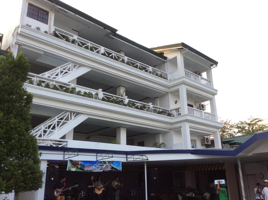 Subiza Beach Resort Olongapo Eksteriør billede