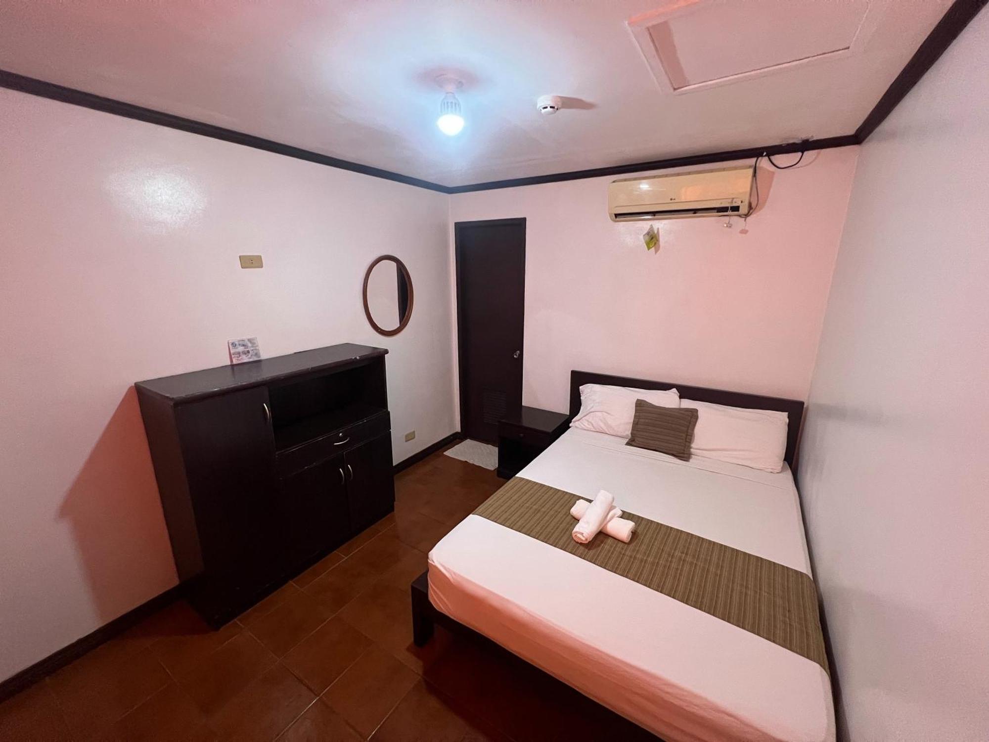 Subiza Beach Resort Olongapo Eksteriør billede