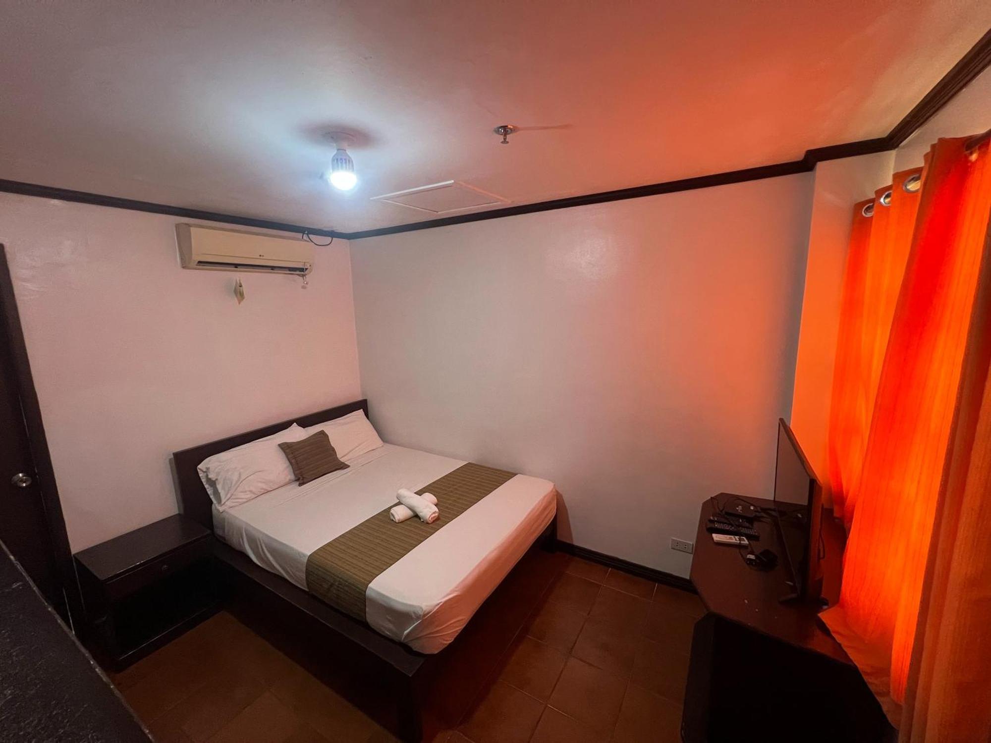 Subiza Beach Resort Olongapo Eksteriør billede