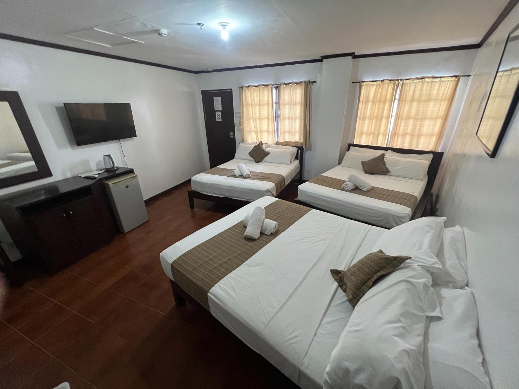 Subiza Beach Resort Olongapo Eksteriør billede