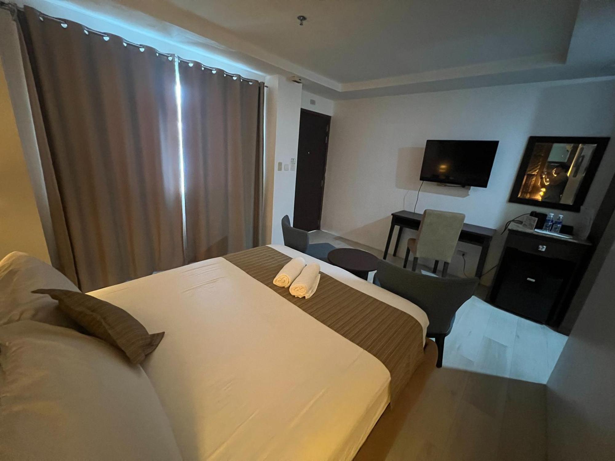 Subiza Beach Resort Olongapo Eksteriør billede